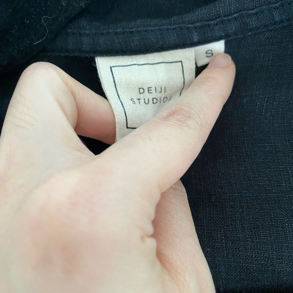 Deiji Studios Black Linen Top - Picture 3 of 4